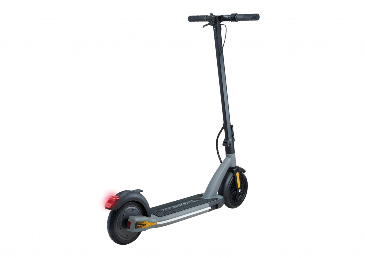 Electric Scooter With Dual Braking System