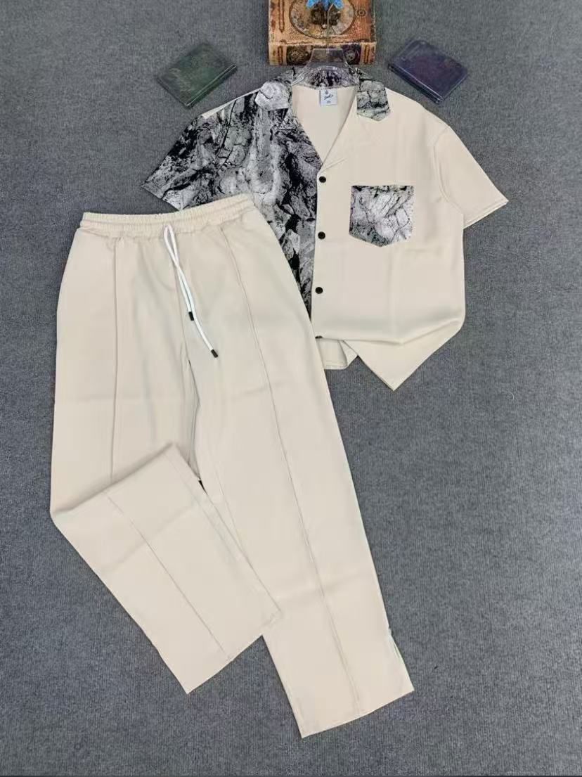 Men’s. 2 piece outfit