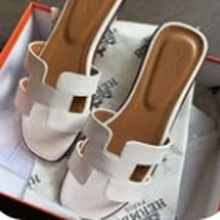 Hermes slides, white