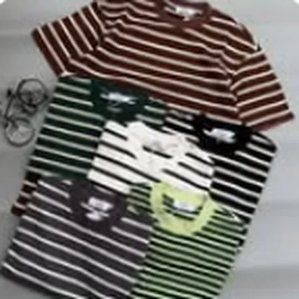 Striped round neck t-shirt