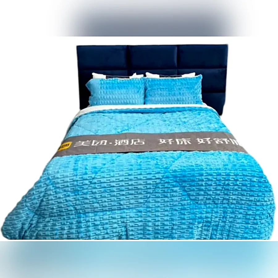 Fluffy comforter set, sky blue