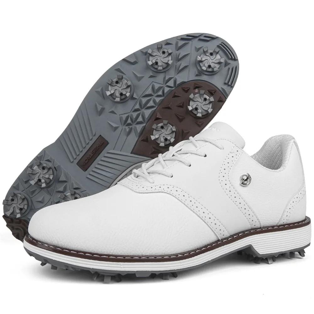 Spikeless golf shoes