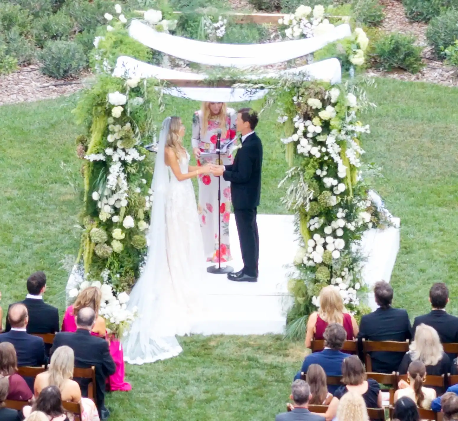 rob-lowe-son-matthew-marries-emily-markus-montecito-101126-10-f27bd890319b428389d13345c77b3e72.webp